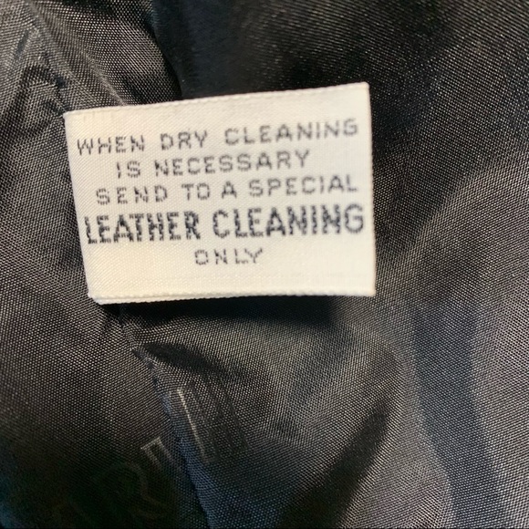 Harley Davidson woman’s leather vest size small - Picture 12 of 12